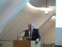 E-senioreiden puheenjohtajan avaussanat.